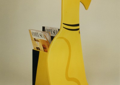 portariviste-scultura-in-legno-cane241